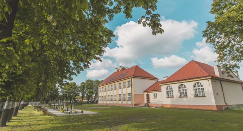 Brześć Kujawski zabezpiecza szkoły. Specjalny system będzie strzegł bezpieczeństwa dzieci