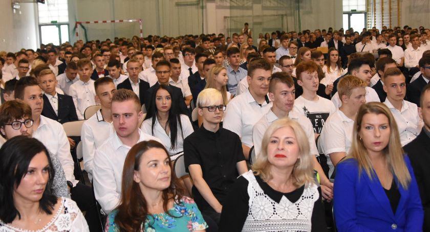 Rozpoczęcie roku szkolnego 2019/2020 we Włocławku: ZST – Zespół Szkół Technicznych