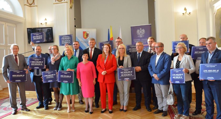 Miliony płyną do powiatu włocławskiego. Wiemy, które drogi zostaną wyremontowane