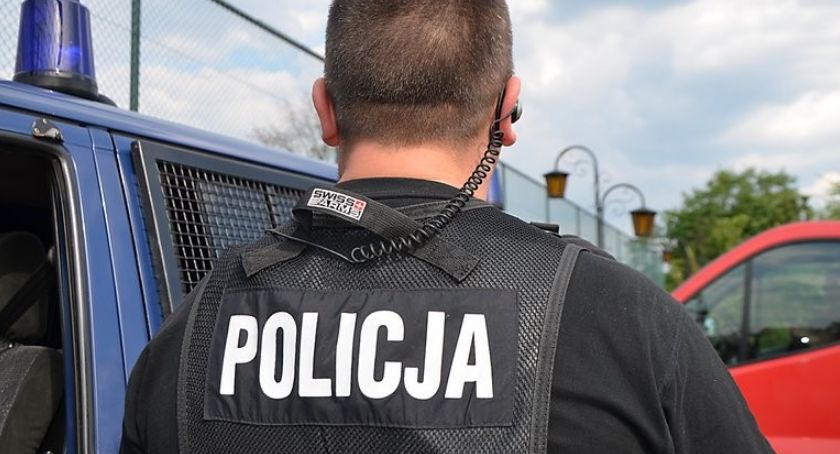 Wypadek na skrzyżowaniu Okrzei z Kapitulną we Włocławku. Takiego rozwoju sytuacji nikt się nie spodziewał
