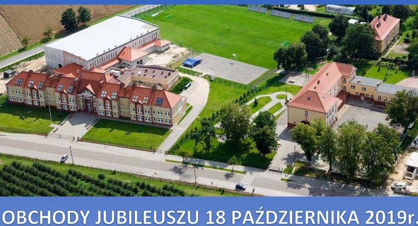 90 lecie Szkoły Podstawowej w Choceniu