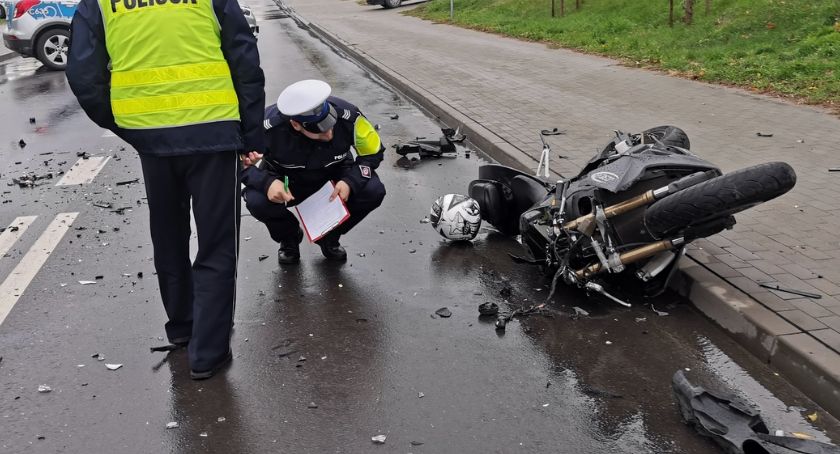 Tragiczne zderzenie motocykla z golfem w Brodnicy. Nie żyje 19-letni motocyklista