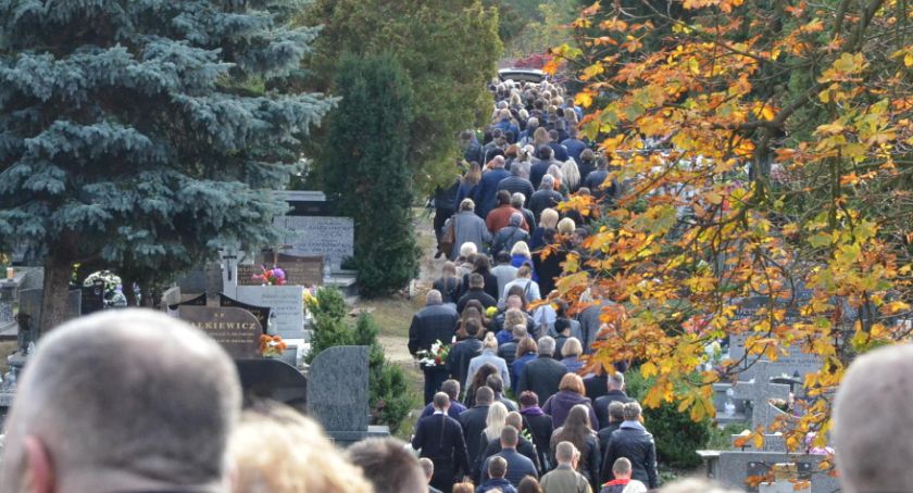 Pogrzeb  włocławianina 33-letniego Adama, który zginął  tragicznie na pasach w Warszawie 