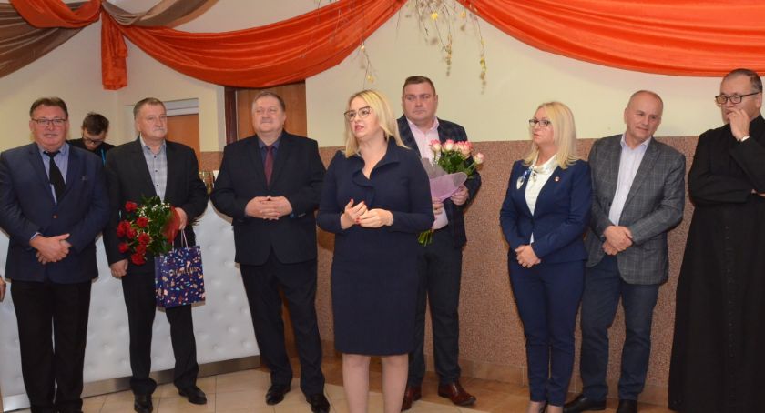 Zmodernizowano Świetlicę  w Poddębicach i przebudowano drogę Poddębice-Lijewo