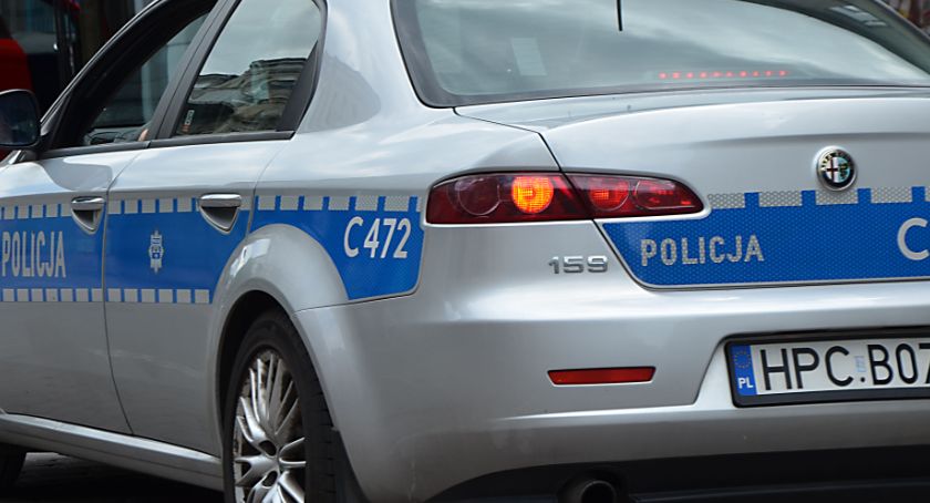 Pędzili Grodzką. Na oczach policjantów zamienili się miejscami
