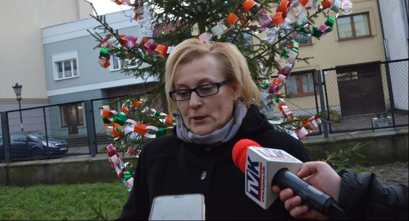 Śródmiejska Choinka stanęła przy SP nr 3 we Włocławku