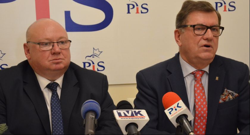 Brakuje środków na remonty chodników i dróg? PIS krytycznie o  budżecie Włocławka na 2020 