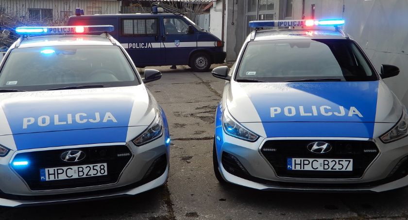 Nowe radiowozy dla Policji we Włocławku i w Choceniu [ZDJĘCIA]