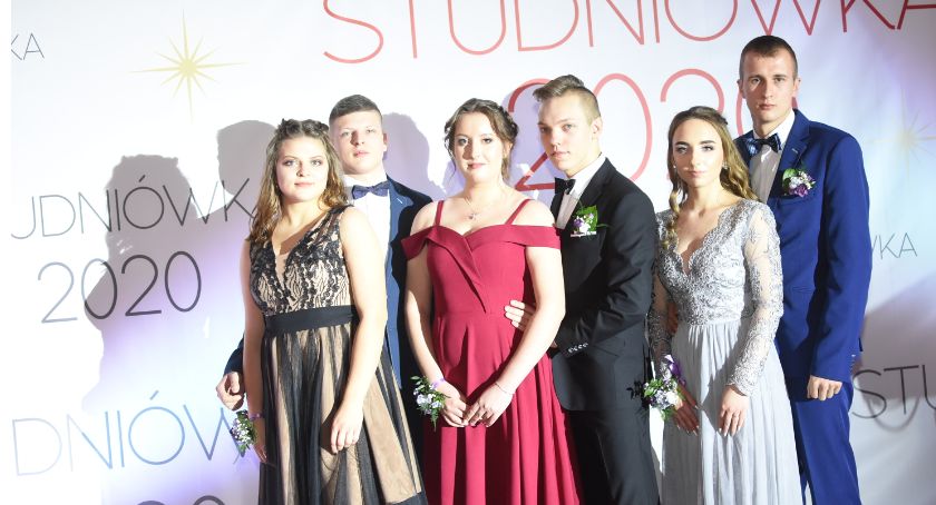 Studniówka 2020 we Włocławku: Zespół Szkół Chemicznych cz. 2