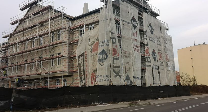 Nowy biurowiec we Włocławku, placówki w Chodczu i Izbicy Kujawskiej już wkrótce. Inwestycje nabierają tempa