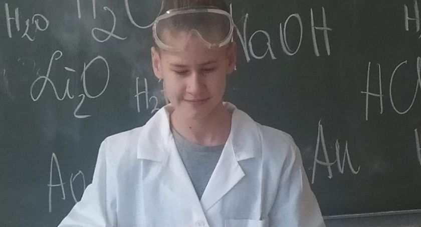 Igor Gorzycki ze szkoły w Brześciu Kujawskim laureatem Ogólnopolskiego Konkursu z chemii Multitest