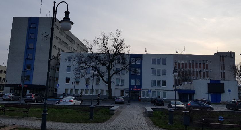 Koronawirus. Sanepid Włocławek spotka się z dyrektorami szkół. Rodzice chcą odwołania wycieczki