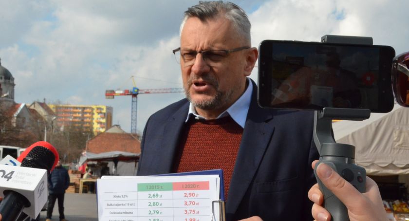 O rosnących cenach mówił we Włocławku poseł PO Tomasz Lenz