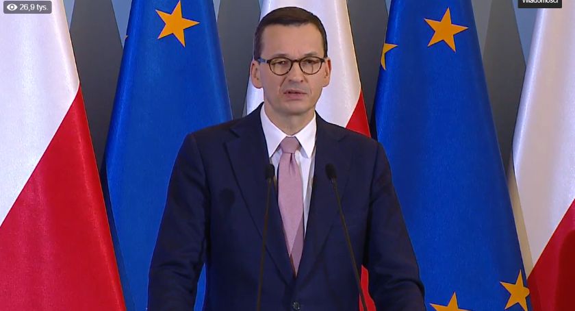 Stan zagrożenia epidemicznego w Polsce. Granice, puby, bary, restauracje, sklepy w galeriach zamknięte