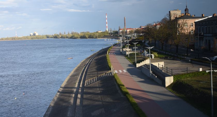 Kontrole Straży Miejskiej i Policji we Włocławku. Ile mandatów wystawiono?