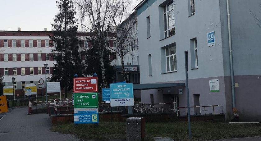 Nowe zasady w szpitalach. Segregacja pacjentów i regularny pomiar temperatury