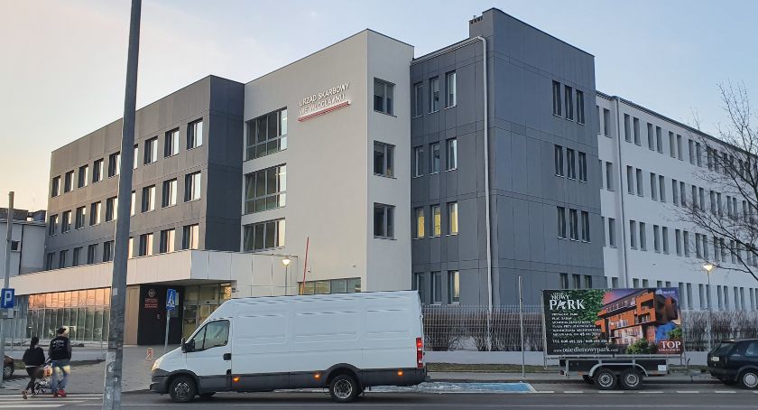 Można już odwiedzić Urząd Skarbowy we Włocławku. Jest warunek
