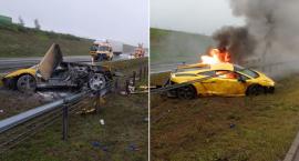 Wypadek na A1 pod Toruniem. Lamborghini uderzyło w bariery i stanęło w płomieniach