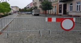 Utrudnienia w ruchu na Zielonym Rynku we Włocławku. Jak długo potrwają? [ZDJĘCIA]