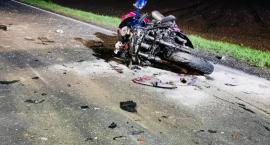 Wypadek w Przywieczerzynku. Zderzenie motocyklisty z ciągnikiem rolniczym