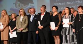 Dzień Edukacji Narodowej 2021 we Włocławku. Nauczyciele nagrodzeni [ZDJĘCIA]