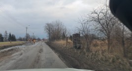 Włocławek Płocka: Po jednej stronie dziury po drugiej błoto. Jazda tą drogą to prawdziwy horror a zarazem wyzwanie