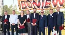 40 lecie Gminy Boniewo. Były gratulacje i życzenia. Gwiazdą jubileuszu zespół Baciary [ZDJĘCIA]