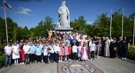 Jarmark Kazimierzowski 2025 w Kowalu – korowód historyczny, Kordian na scenie, a przed nami koncert Haliny Mlynkovej