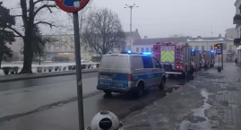 Trzy zastępy straży na Placu Wolności. Mieszkańcy op&hellip;