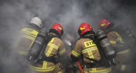 Akcja straży w Starym Brześciu. Szybka ewakuacja mieszkańców