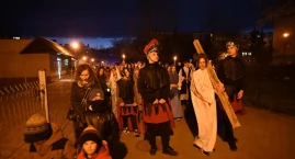 Droga Krzyżowa Włocławek 2026: wierni przeszli trasą&hellip;