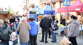 Pierwszy dzień Jarmarku Wielkanocnego we Włocławku z&hellip;