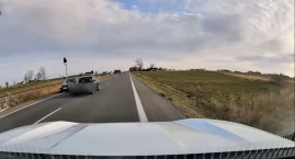 Szokujące nagrania. Kierowcy wyprzedzali na trzecieg&hellip;