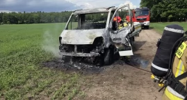 Pożar samochodu dostawczego. Dramatyczna akcja straż&hellip;