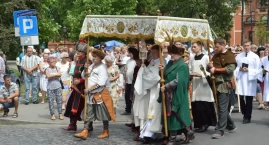 Boże Ciało 2026 we Włocławku. Znamy trasy procesji i&hellip;