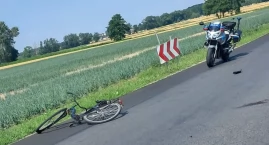 75-letnia rowerzystka zderzyła się z toyotą w powiec&hellip;