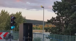 Bat na  kierowców. Nad mostem we Włocławku pojawiły &hellip;