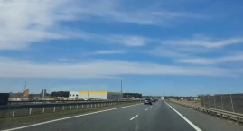 Zderzenie trzech aut na A1 w Pikutkowie. Trasa w str&hellip;