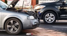 Audi uderzyło w peugeota i odjechało. Policja prowad&hellip;
