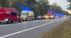 Zderzenie trzech aut na DK91. 22-latek uderzył w opl&hellip;
