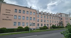 Szkoła nie może stać się twierdzą. Radny bije na ala&hellip;