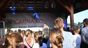 Piknik nad Jeziorem Lubiechowskim. Festiwal Holi, koncerty i Rajd Rowerowy Jedziemy dla Jarka [PROGRAM]