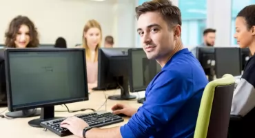 Studia inżynierskie z informatyki. Poznaj świat technologii od środka