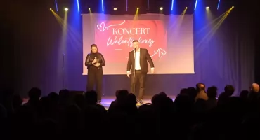 Walentynkowy wieczór z muzyką. Koncert Andrzeja Kozińskiego w Choceniu