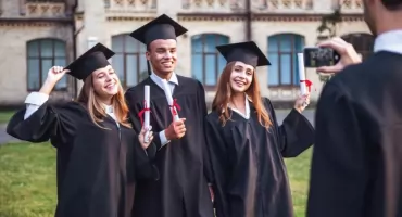 Ranking: najpopularniejsze i najlepsze studia 2026. Sprawdź, co wybierają przyszli studenci