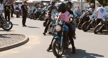 Trwa III Piknik Motocyklowy Stalowych Jeźdźców. Brześć Kujawski dziś na dwóch kołach. Zdjęcia