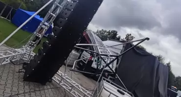 Scena Freshland Festival we Włocławku runęła przez silny wiatr. Co dalej z imprezą?